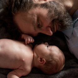 Photo bébé nouveau né naissance nourrisson