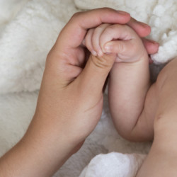 Photo bébé nouveau né naissance nourrisson